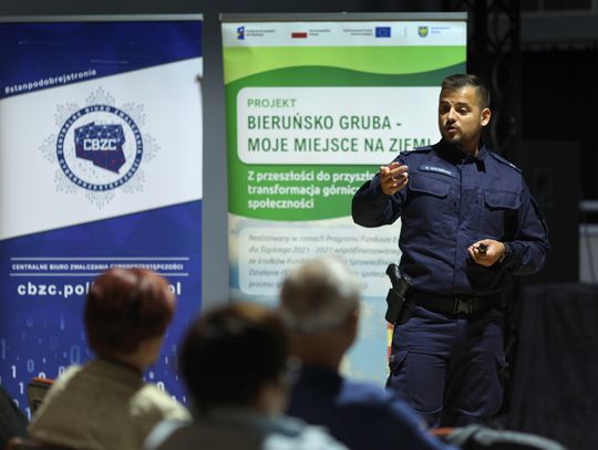 Bieruńscy seniorzy szkolili się z cyberbezpieczeństwa