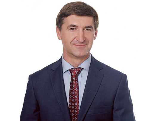Marek Spyra, wiceprzewodniczący Rady Powiatu: nowe ronda poprawią  bezpieczeństwo drogowe w Lędzinach.