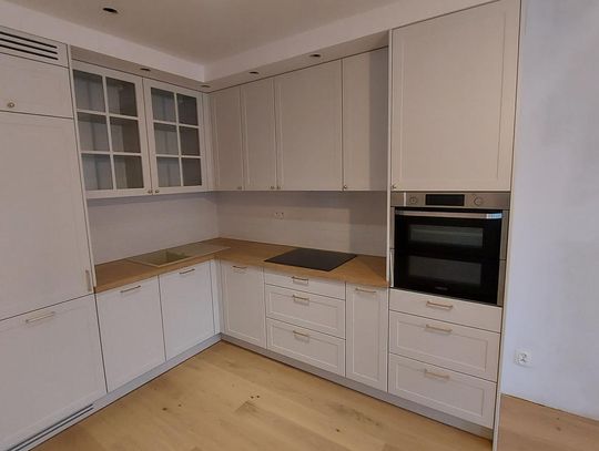 Meble na wymiar Wrocław. Wymarzone wnętrze na wyciągnięcie ręki. Poznaj kompleksową ofertę mebli Emma Meble.