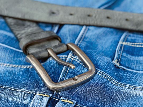 Odzież premium z drugiej ręki dla kobiet i dzieci