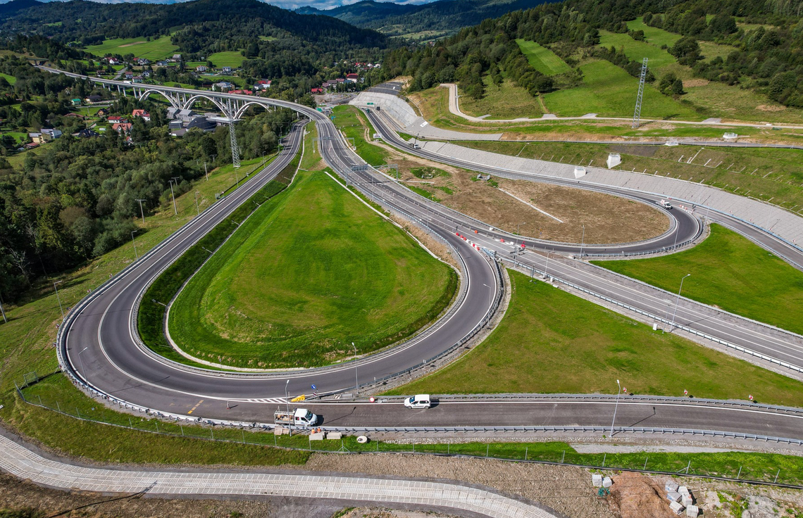 „Ekspresówką” w świat