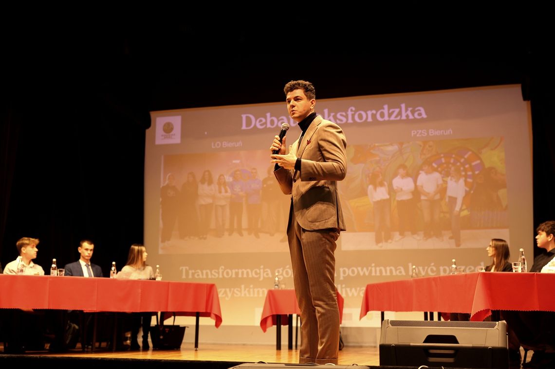 Pierwsza Debata Oksfordzka w Bieruniu Pierwsza Debata Oksfordzka w Bieruniu