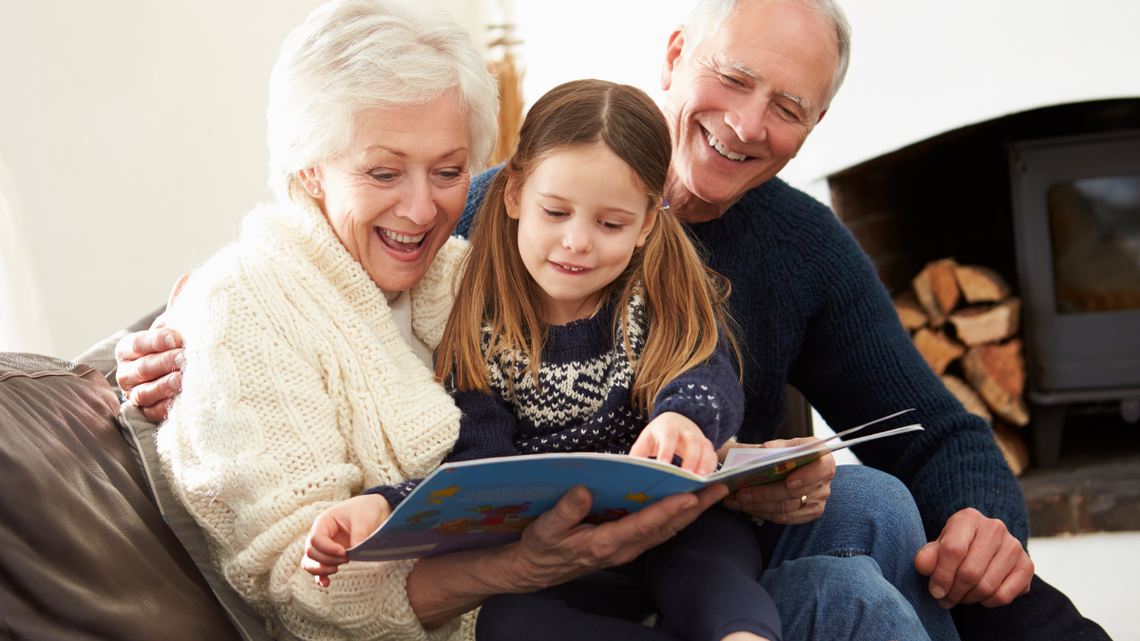 Święto naszych babć i dziadków. Jak sprawić im przyjemność?